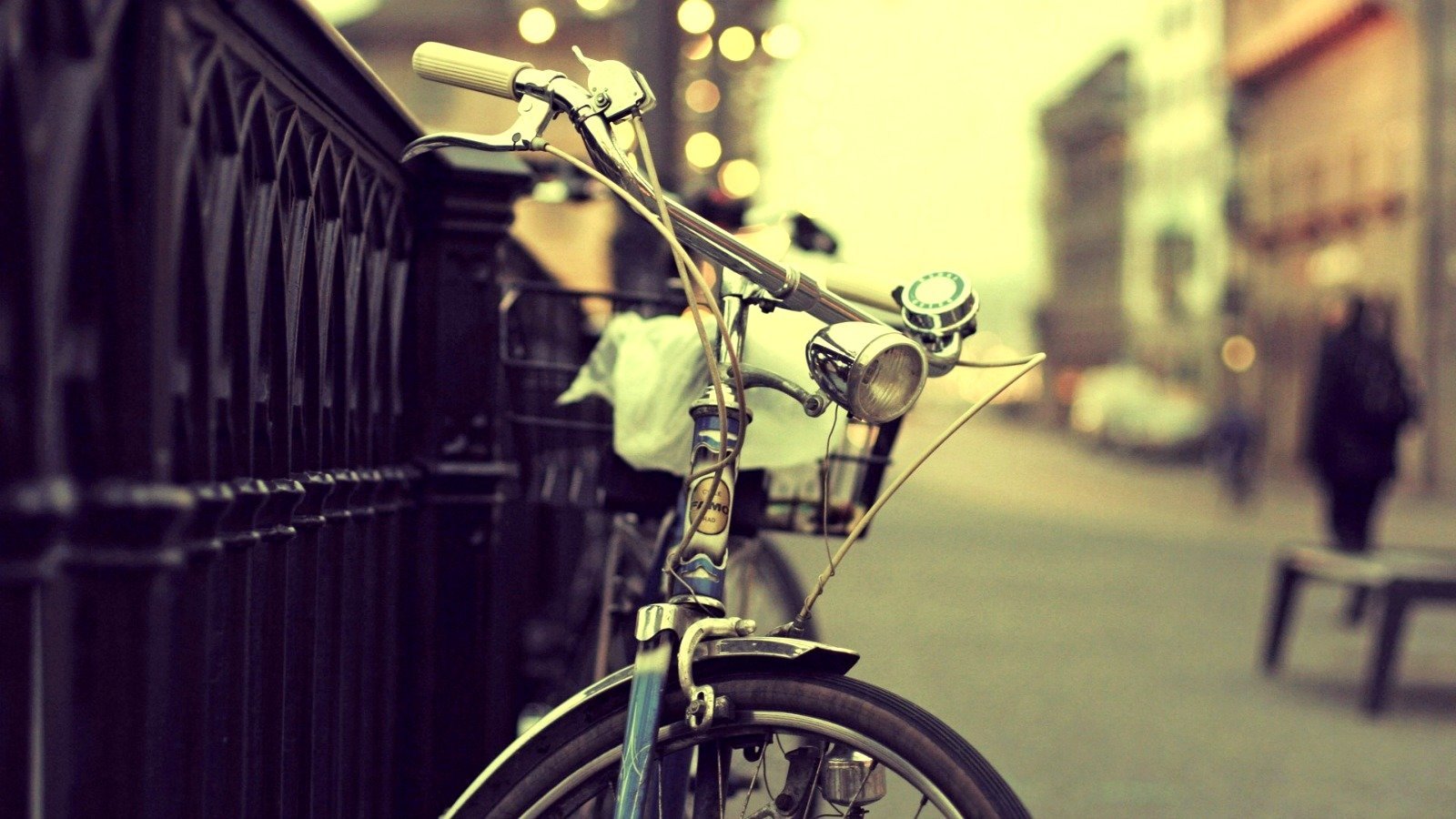 Κρίμα, να πας από ποδήλατο στη πόλη (από αμάξι το έχω αποδεχθεί)!