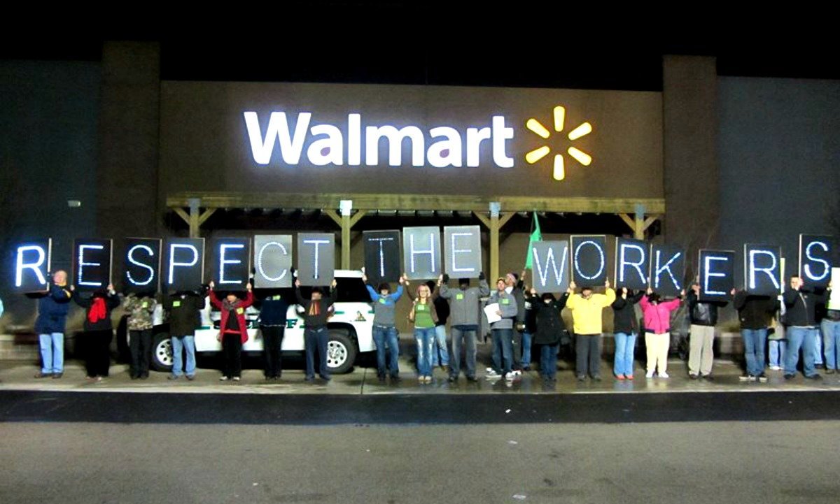 Walmart: Τα πολυκαταστήματα της οργής