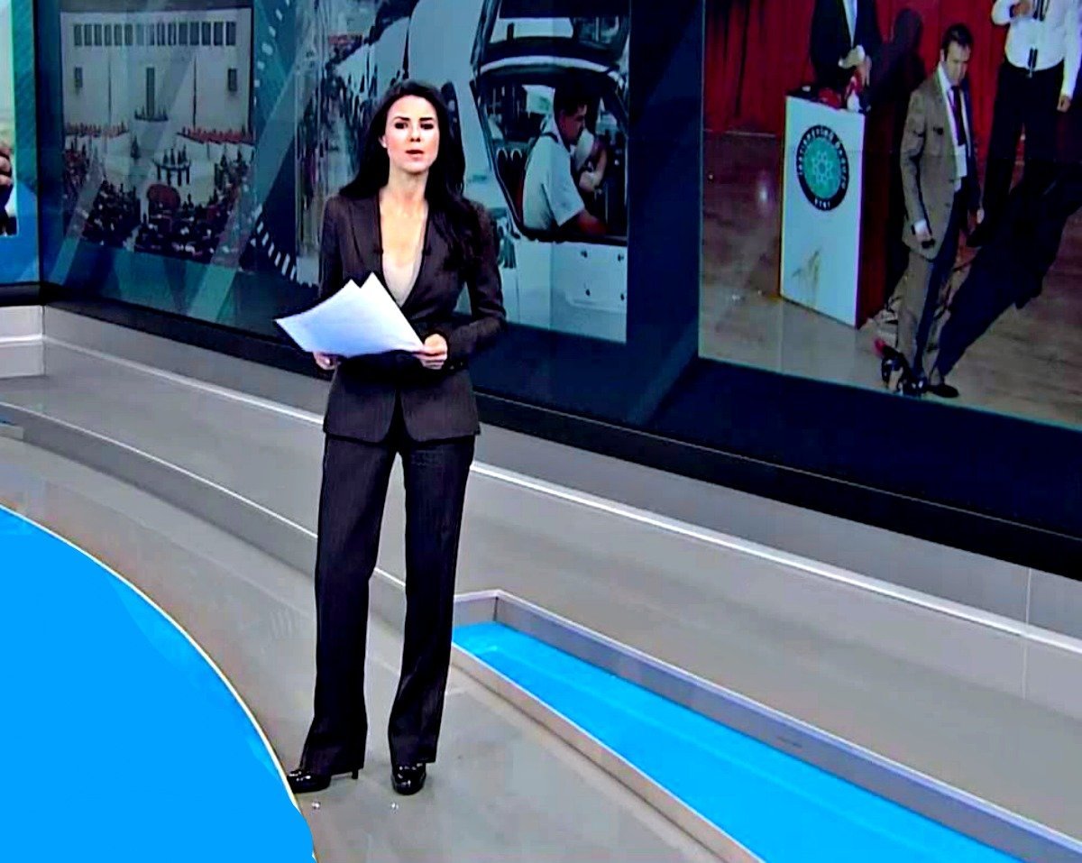 Μις Τουρκία, παρουσιάστρια ειδήσεων και πέτρα του σκανδάλου… Για αυτήν κλείνει ο Ερντογάν το Twitter