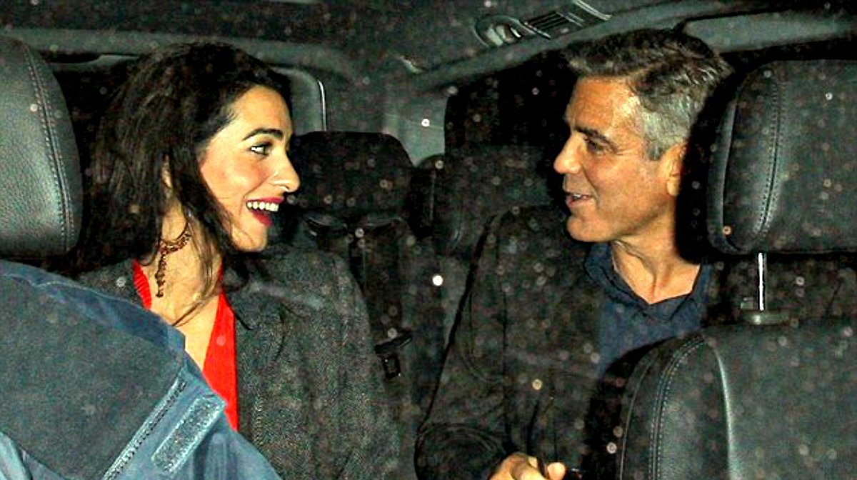 Πάει κι αυτός! – Η αρραβωνιαστικιά του George Clooney, ο Αssange και ο Annan