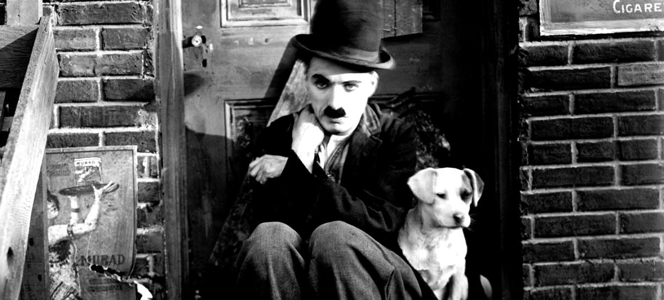 Charlie Chaplin: Ο αλητάκος, ο δικτάτορας, το γέλιο και οι αλήθειες της ζωής
