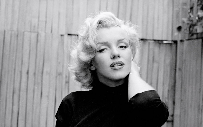 Marilyn Monroe: Η γυναίκα-χάδι ρίχνει πάντα τη σκιά της στο Hollywood