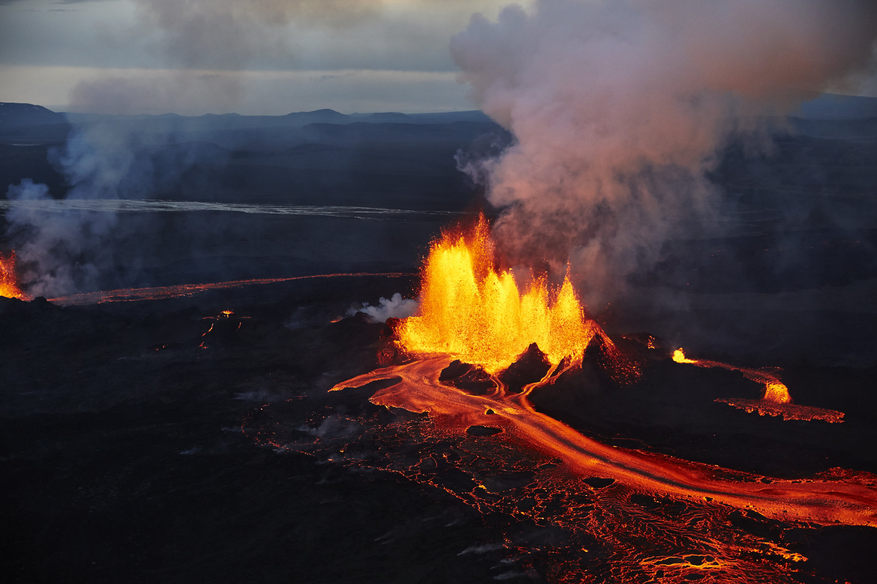 Δείτε το ηφαίστειο που μπορεί να κάψει όλη τη Γη