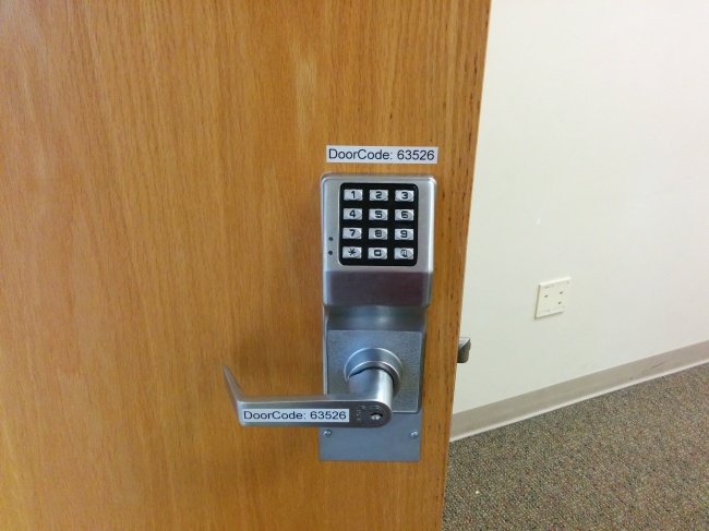 11 τρόποι ασφαλείας λίγο χειρότεροι απ’ το ν’ αφήσεις το κλειδί πάνω στην πόρτα!