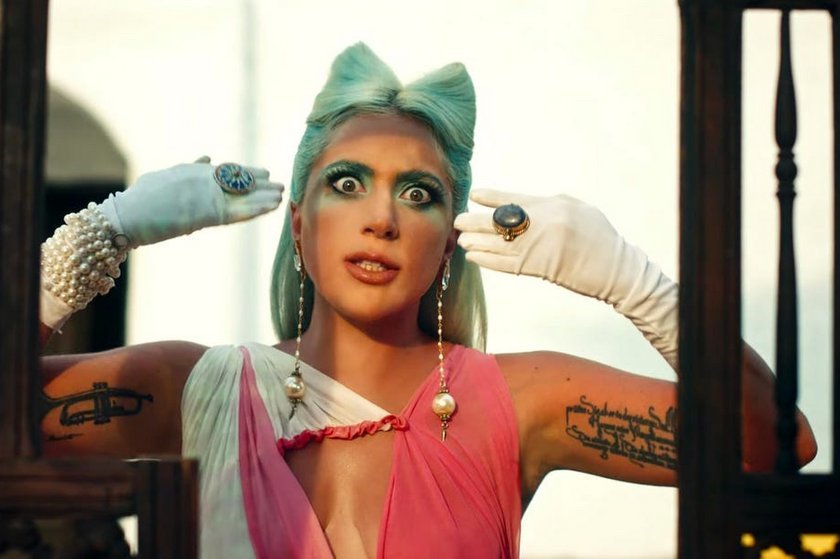 Οι Massive Attack άφησαν κόνσεπτ βίντεο κλιπ να φύγει μέσα από τα χέρια τους για να το βρει έτοιμο η Lady Gaga