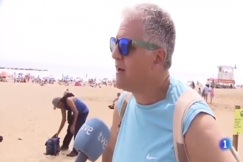 Αθώος τουρίστας αποθεώνει τη Βαρκελώνη και στα καπάκια κλέβουν τσάντα