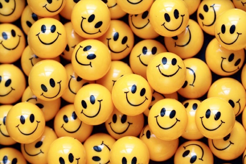 10+1 χαρακτηριστικά των ευτυχισμένων ανθρώπων