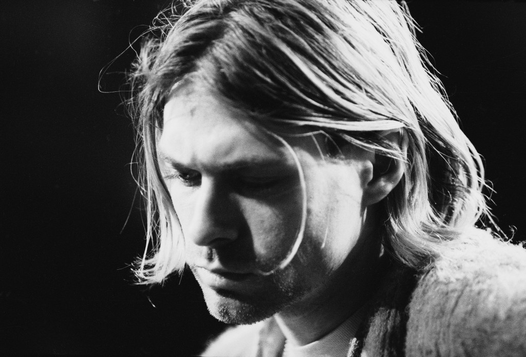 30 χρόνια από την αυτοκτονία που στιγμάτισε τη Generation Χ, παρακολουθούμε το σπιράλ της κατηφορικής πορείας του Cobain. 