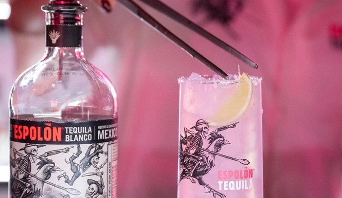 Η Espolοn Tequila μας προσκαλεί σε έναν κόσμο δημιουργι-κότητας