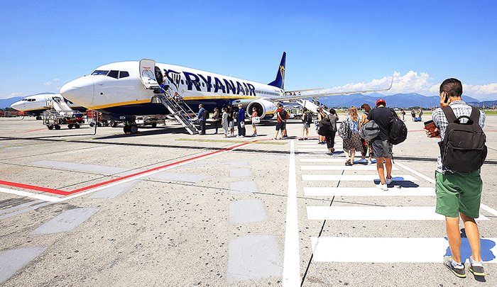 H Ryanair καταργεί τα γραφεία Check-In από την άνοιξη, μόνο ηλεκτρονικά τα εισιτήρια