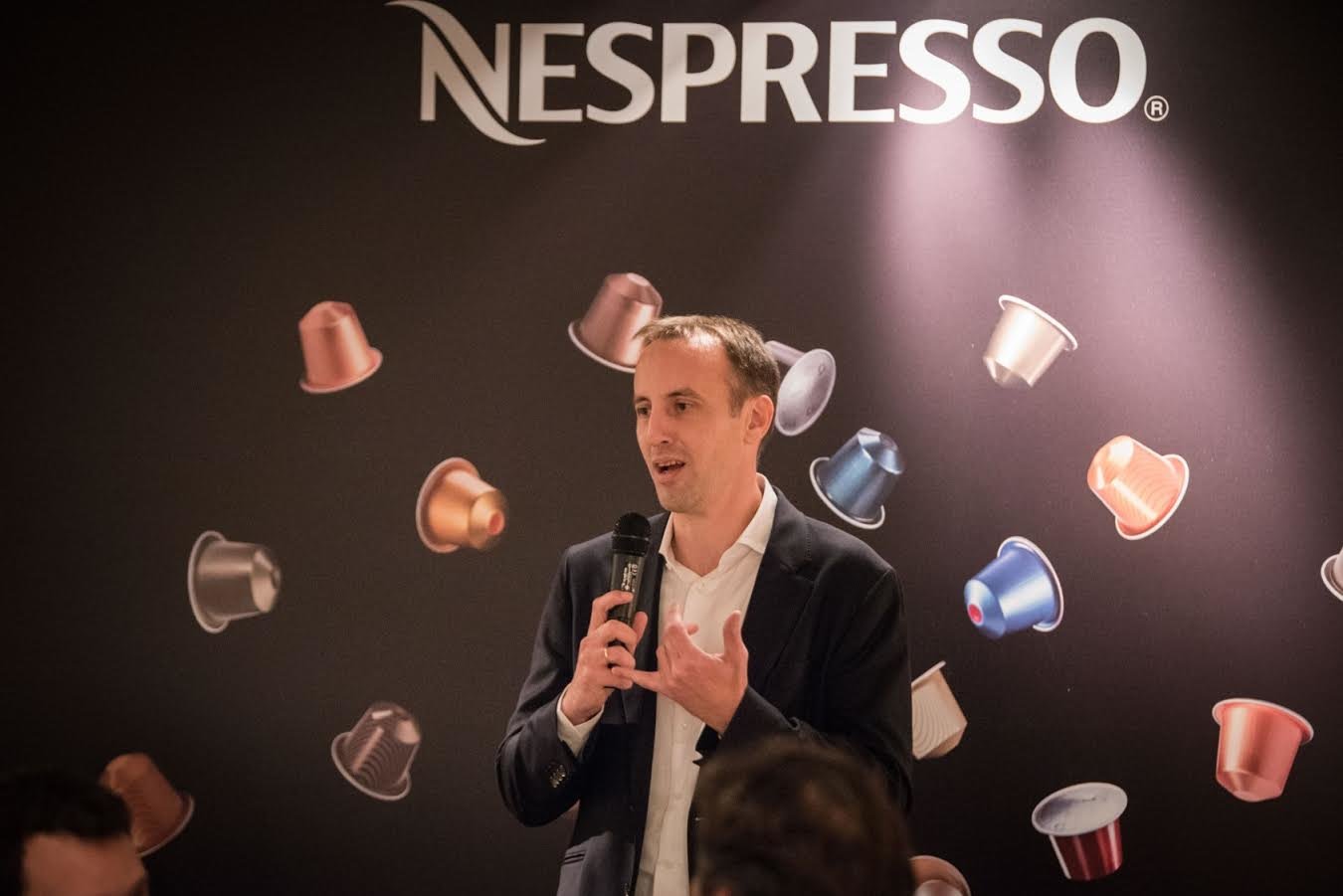 Η Nespresso μας καλεί στο πιο απολαυστικό «ταξίδι στον κόσμο του καφέ» με ένα συλλεκτικό λεύκωμα