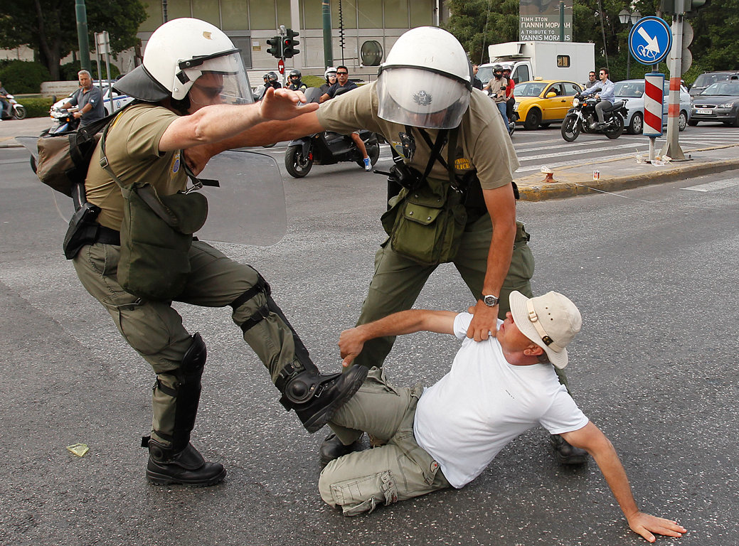 Στιγμές που ερωτευτήκαμε με την Ελληνική Αστυνομία