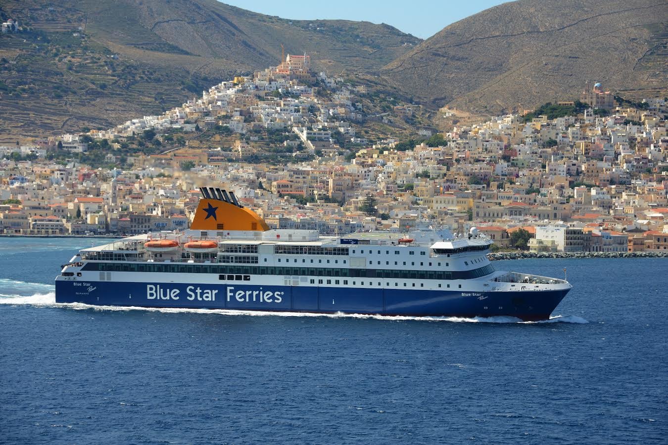 Ζήστε την εμπειρία  Blue Star Ferries… γιατί οι διακοπές σας ξεκινούν από το πλοίο!
