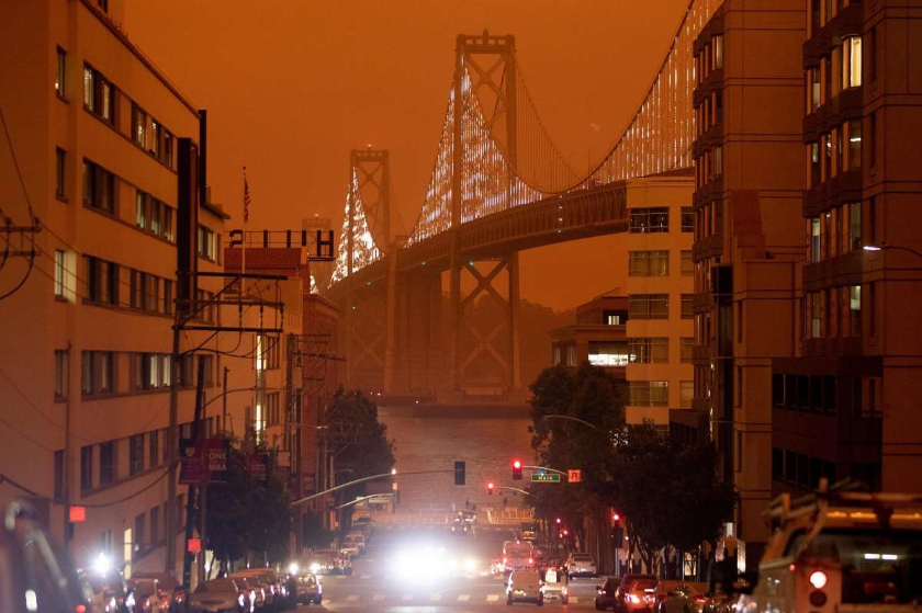 Ο Ομπάμα ποστάρει το Σαν Φρανσίσκο να φλέγεται γιατί η κλιματική αλλαγή είναι εδώ