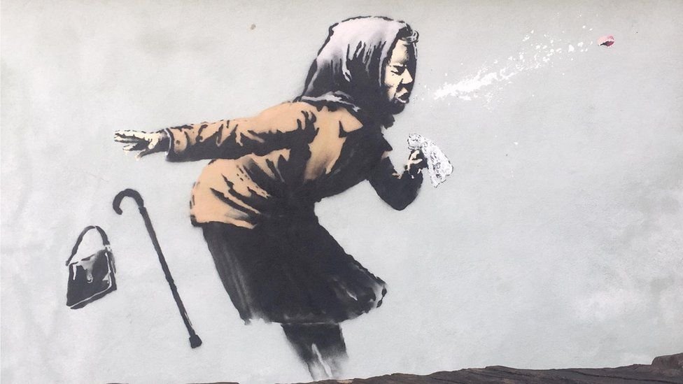 Ο Banksy μετέτρεψε το “ταμπού” της πανδημίας σε mural