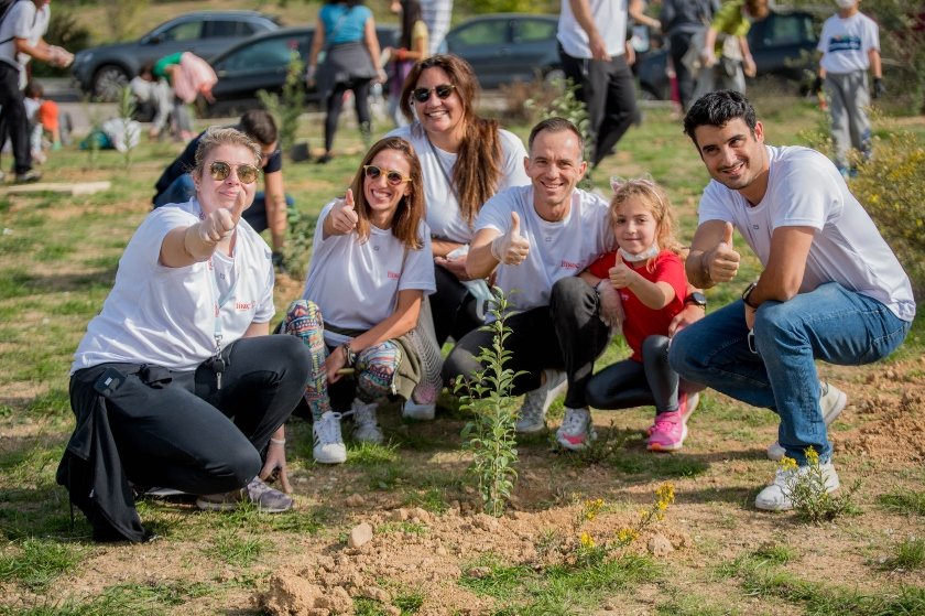 Βίκος: Περισσότεροι από 800 εθελοντές φύτευσαν 1.300 δένδρα σε μία εθελοντική δράση αμέριστης φροντίδας και αγάπης για το περιβάλλον