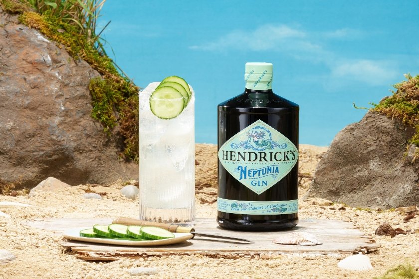 Αυτό το καλοκαίρι βουτήξτε στη μαγεία της θάλασσας με το limited edition Hendrick’s NEPTUNIA Gin!