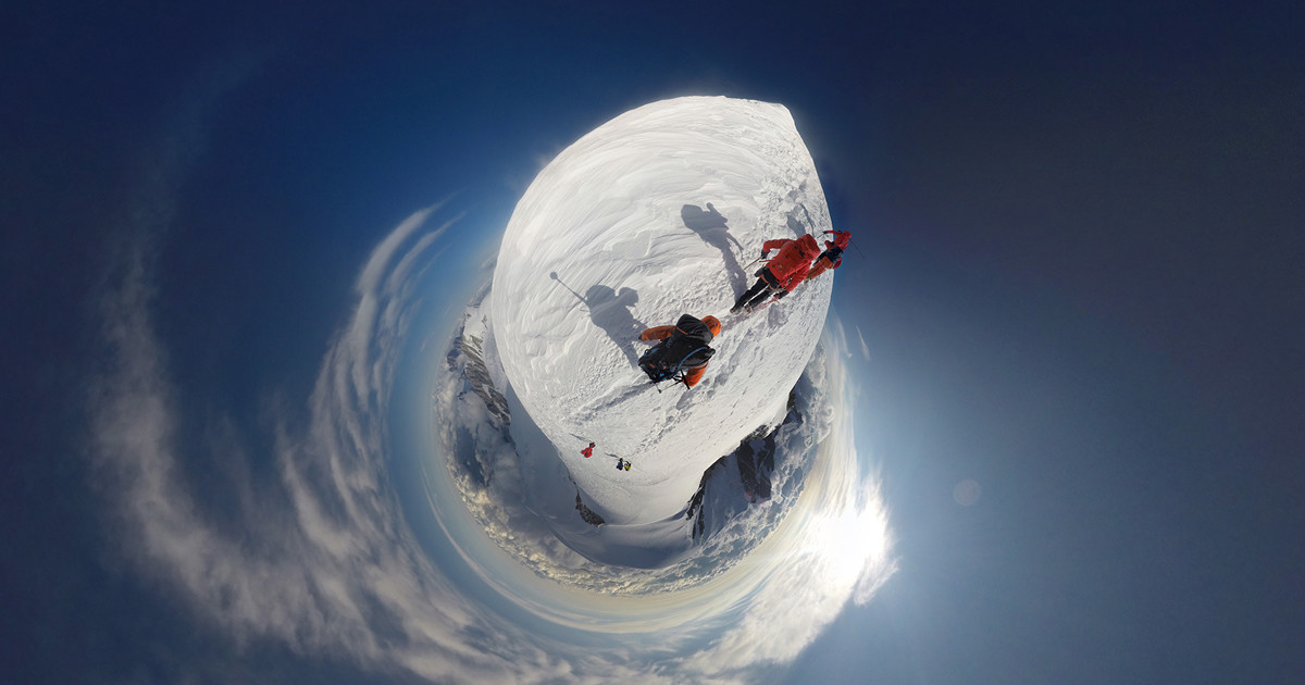 Ορειβάτες ανέβασαν πανοραμικές εικόνες από το Έβερεστ και μάς έκοψαν την ανάσα