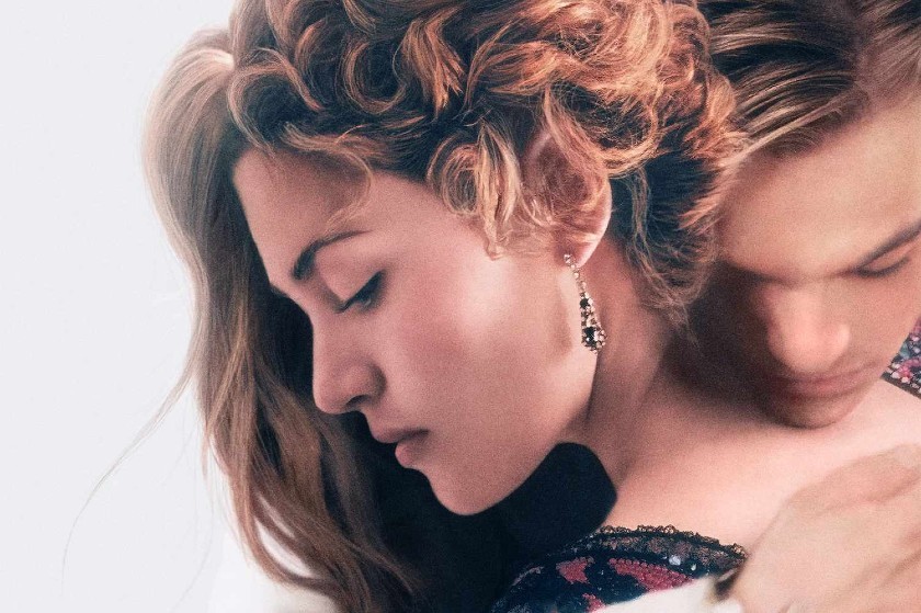 Κάτι παίζει με το μαλλί της Κέιτ Γουίνσλετ στην επετειακή αφίσα του Τιτανικού