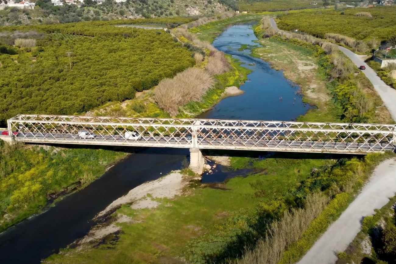 Μια από τις πιο επικίνδυνες γέφυρες της Ευρώπης βρίσκεται στην Ελλάδα