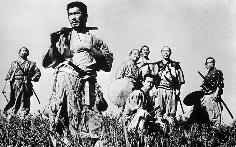 Οι Επτά Σαμουράι, η επική ταινία του Κουροσάβα κυκλοφόρησε στις 26 Απριλίου 1954.
